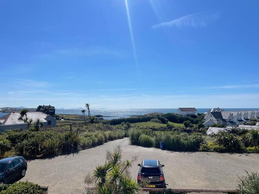 Lagoon View - Sea View- Pet Friendly - 2 Bed Apt - En-Suite Trearddur Extérieur photo