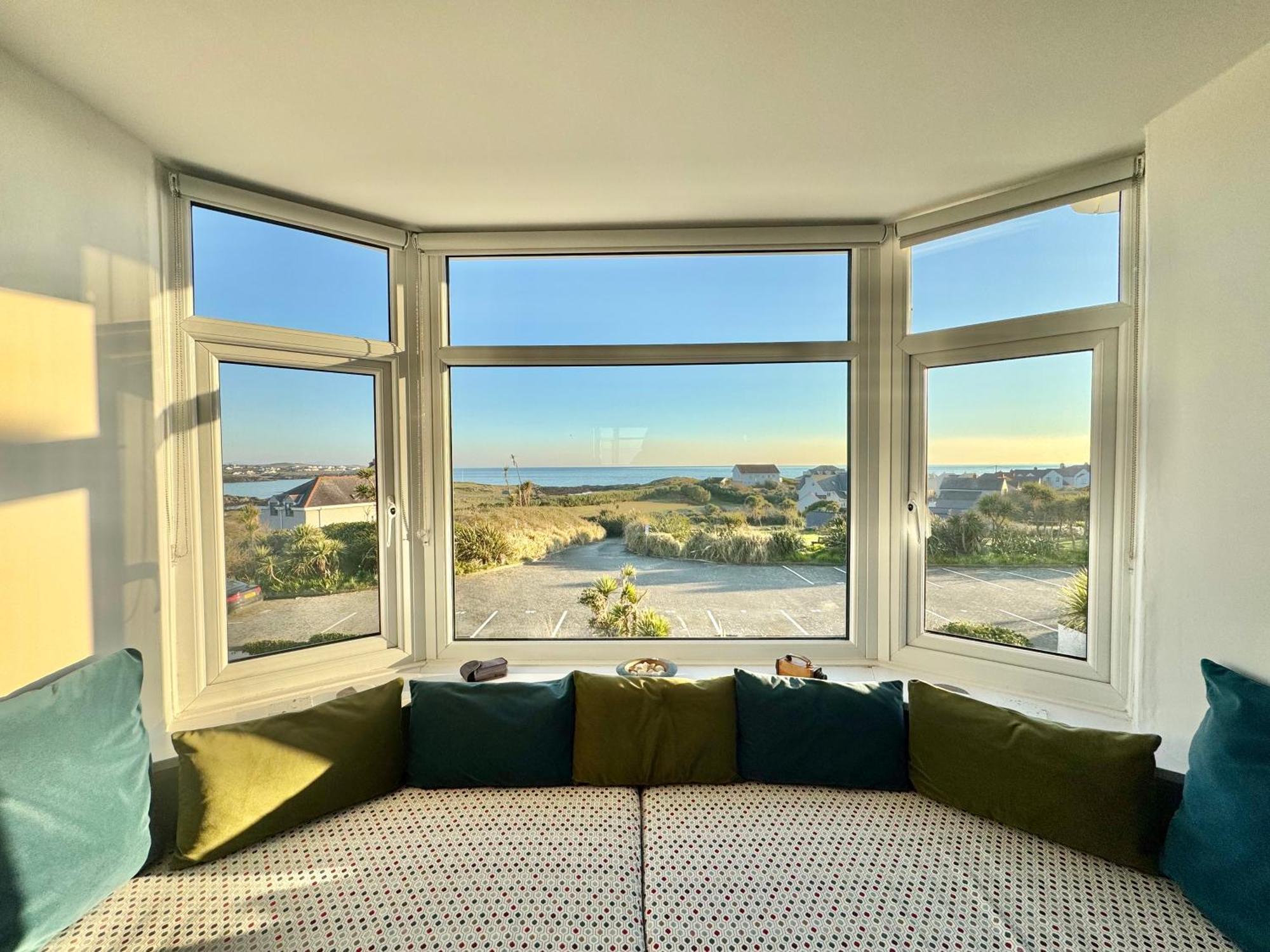 Lagoon View - Sea View- Pet Friendly - 2 Bed Apt - En-Suite Trearddur Extérieur photo