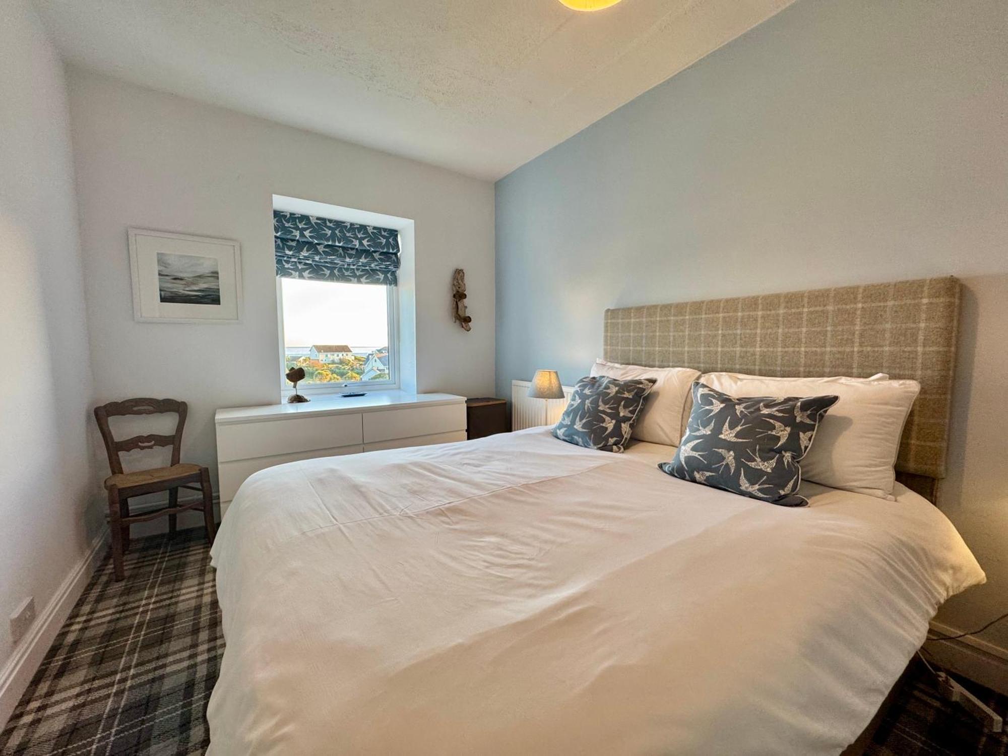 Lagoon View - Sea View- Pet Friendly - 2 Bed Apt - En-Suite Trearddur Extérieur photo